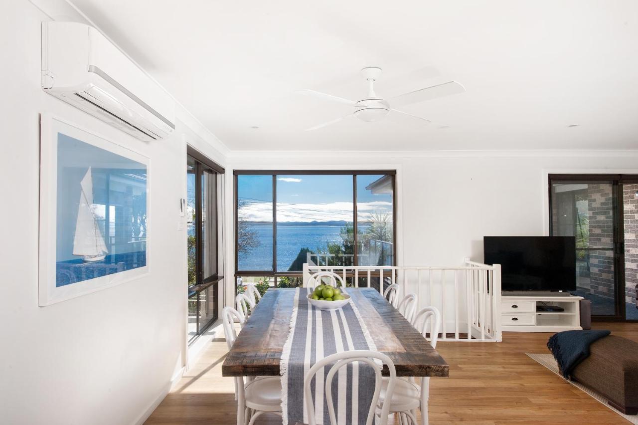 Dutchie'S Dream - Glorious Views And Opposite Dutchies Beach Nelson Bay Eksteriør bilde