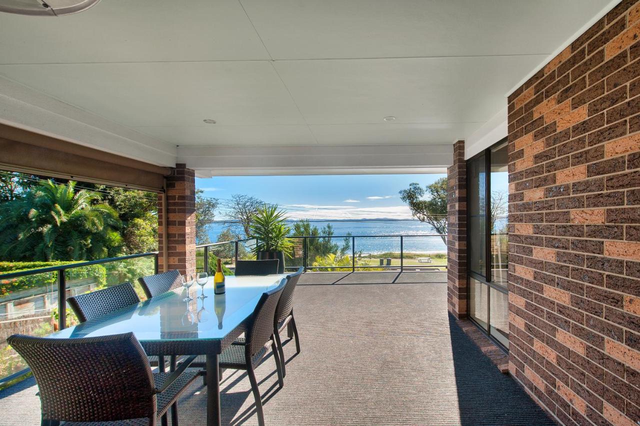 Dutchie'S Dream - Glorious Views And Opposite Dutchies Beach Nelson Bay Eksteriør bilde