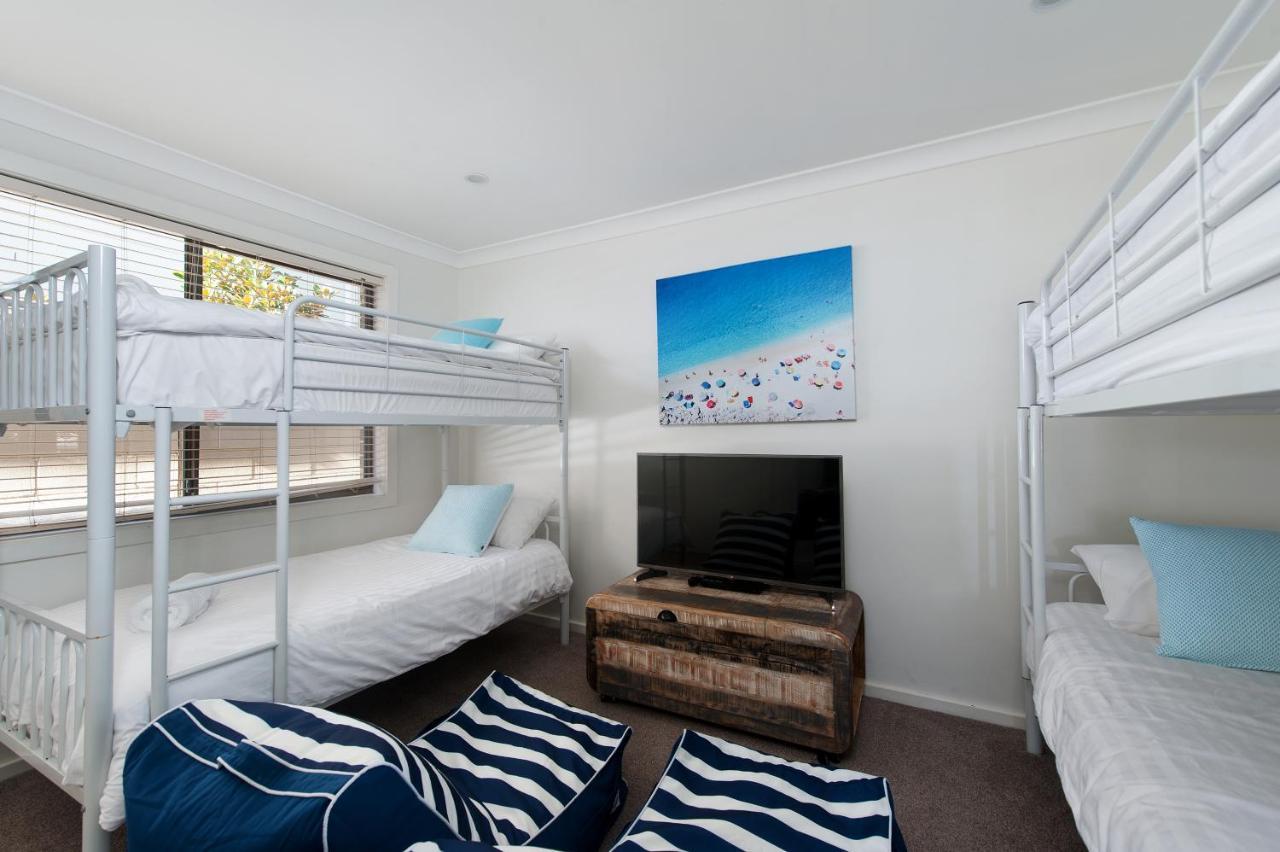 Dutchie'S Dream - Glorious Views And Opposite Dutchies Beach Nelson Bay Eksteriør bilde