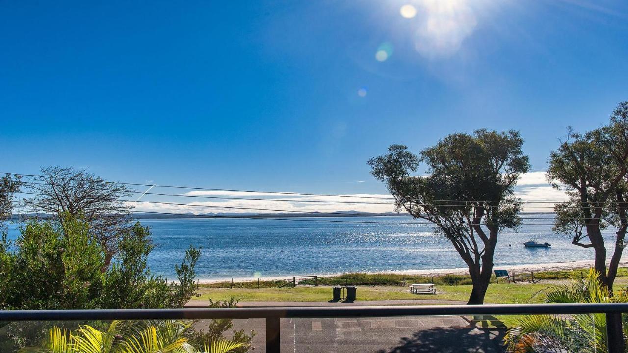 Dutchie'S Dream - Glorious Views And Opposite Dutchies Beach Nelson Bay Eksteriør bilde