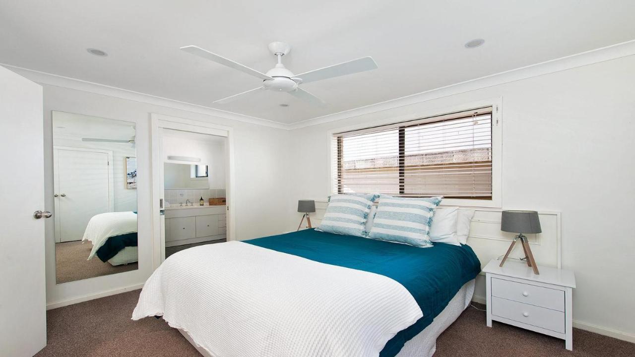 Dutchie'S Dream - Glorious Views And Opposite Dutchies Beach Nelson Bay Eksteriør bilde